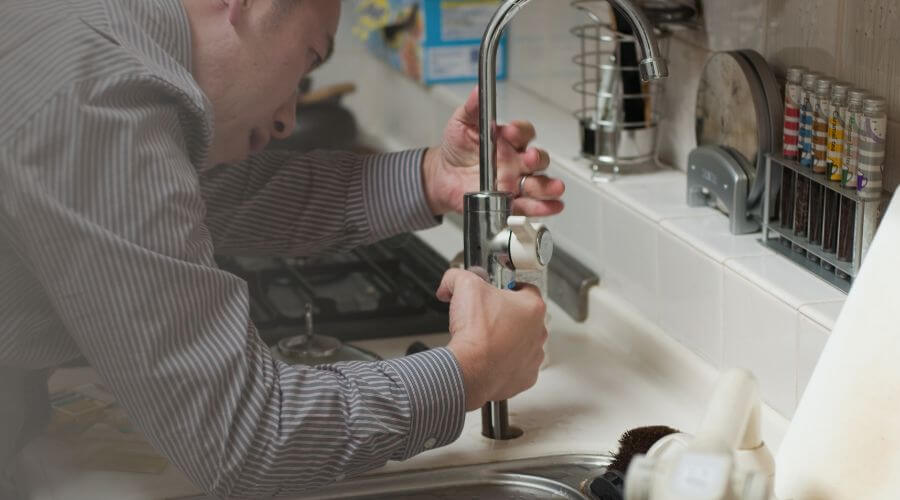 Professional same day plumber in Commack, NY